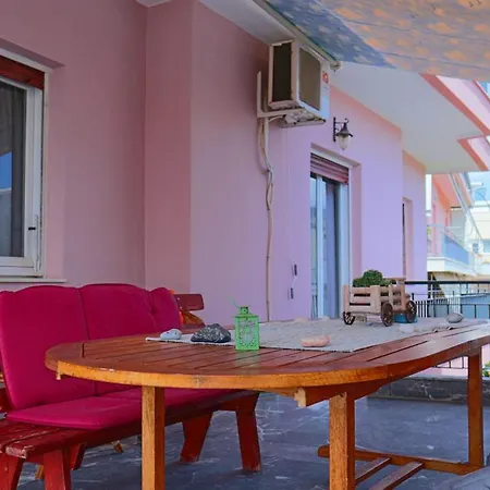 νatasas Place In Evia Apartment Amarynthos